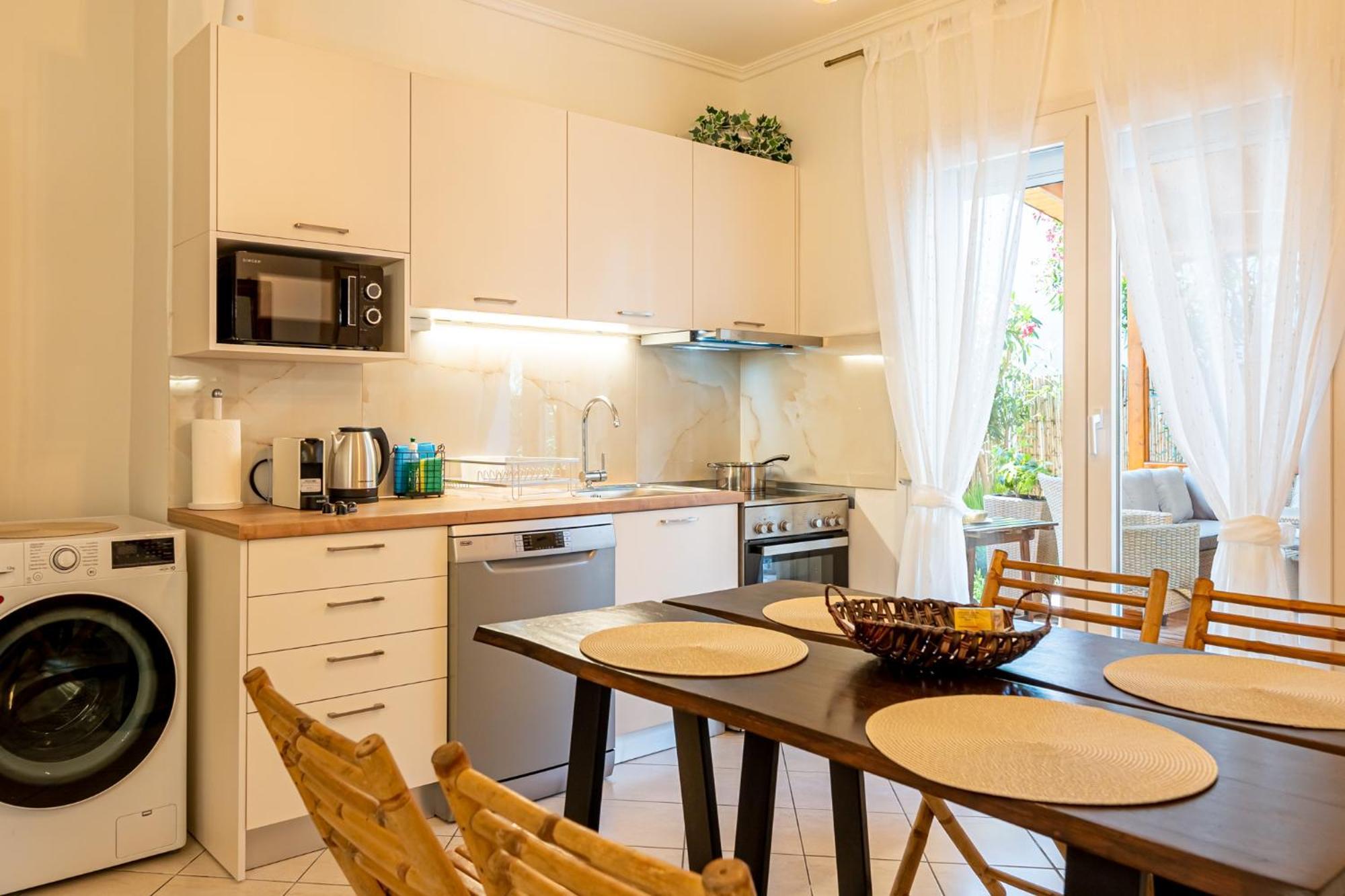 Апартаменты Casa Mameli Αpartments Kallithea  Экстерьер фото